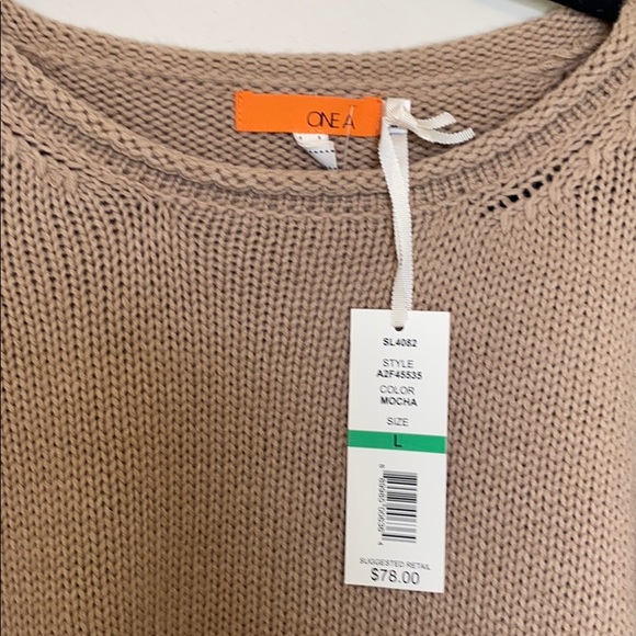 Tan Sweater with Lace Sleeves - Picture 3 of 4